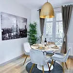 Champs-elysees Finest Flat 파리