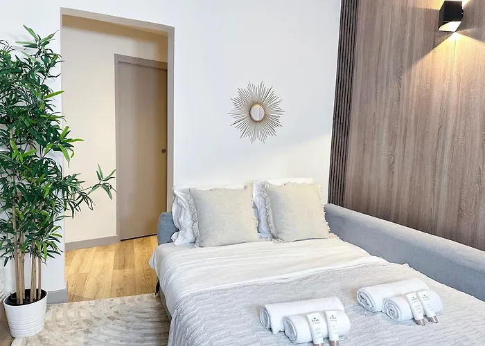 Апартаменты Champs-elysees Finest Flat