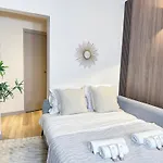Apartamento Champs-elysees Finest Flat
